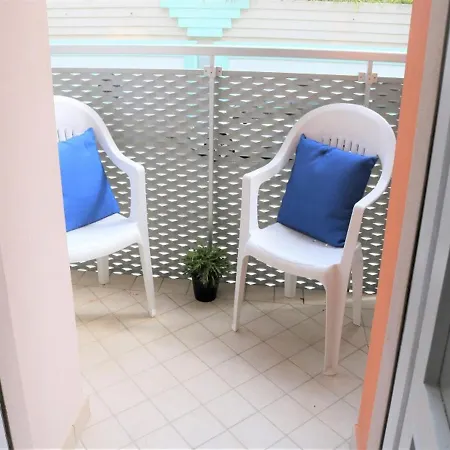 Modern Flat On The Shores Of 아파트 *